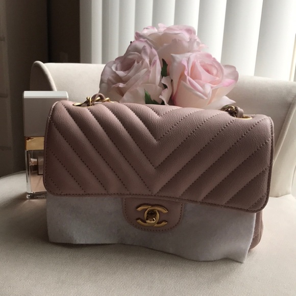 Chanel Chevron Flapbag - Picture 2 of 7